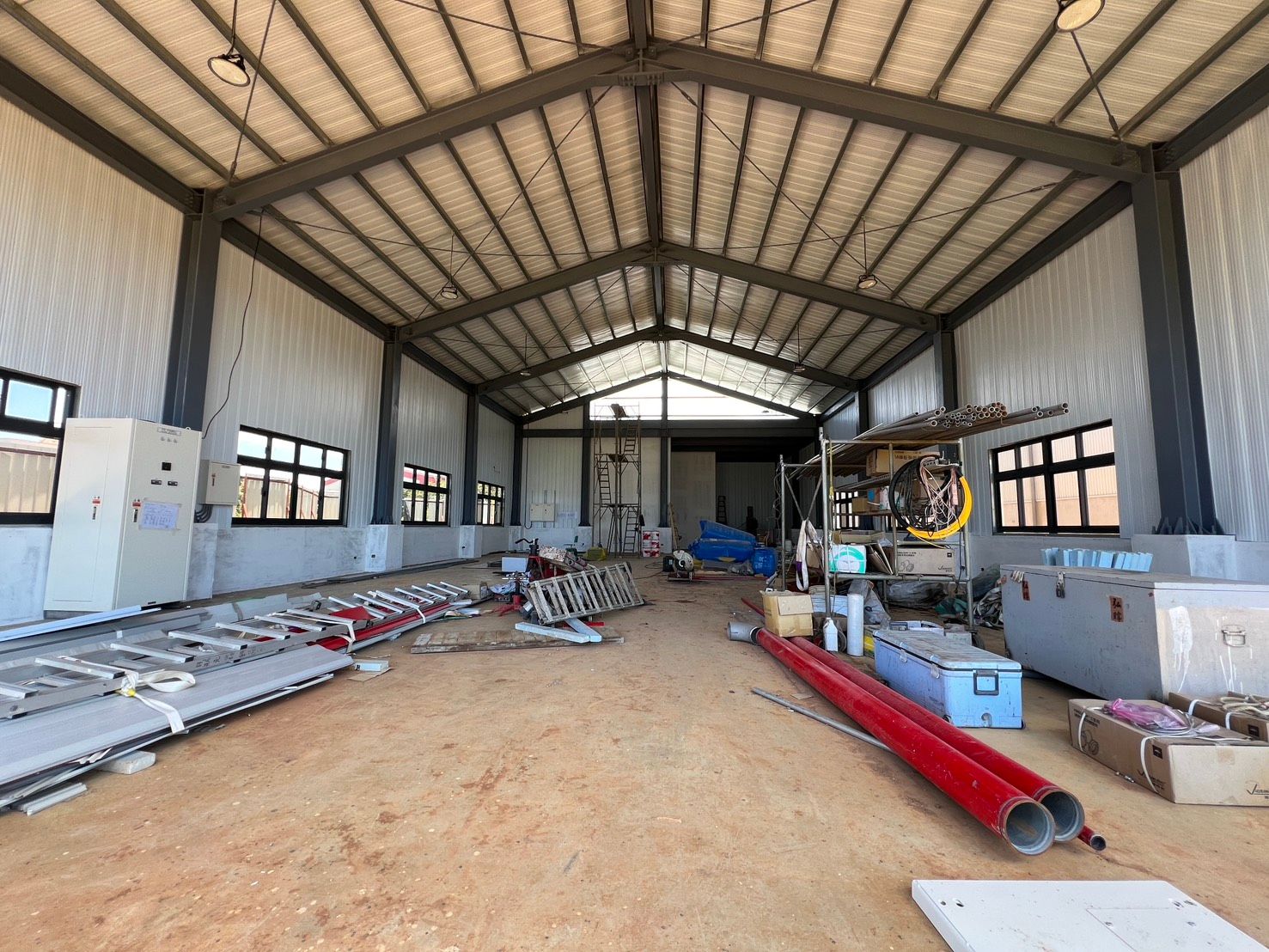 新屋交通用地倉儲廠出租,新屋區快速路附近廠房出租