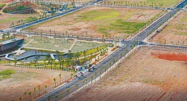 上半年工業地產交易 1,392 億創新高:不是不動產回溫,是「AI 產能軍備競賽」外溢到土地