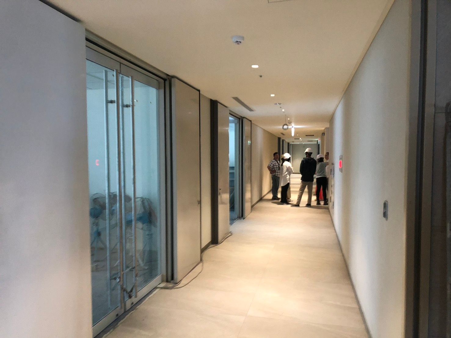 桃園小檜溪全新商業大樓~A型戶出租,桃園區青溪二路附近商業大樓出租