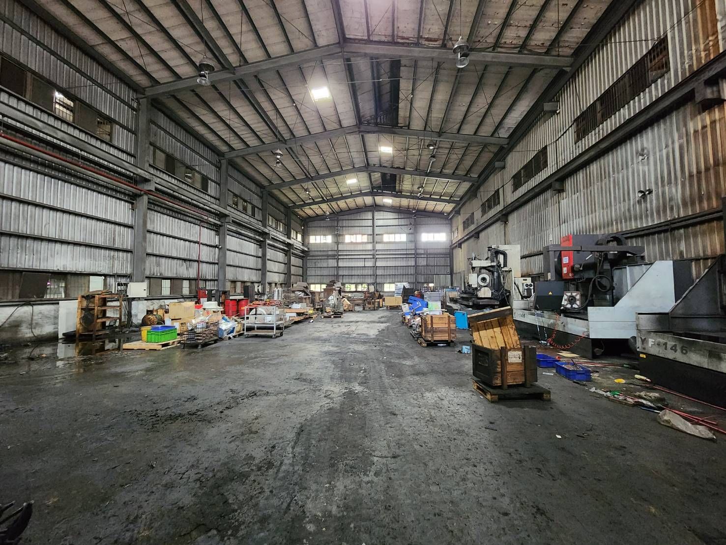 南崁挑高天車廠房出租,蘆竹區南山路附近廠房出租